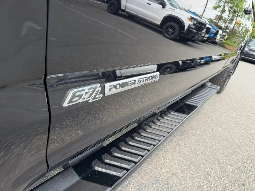 Ford F-350 photo 12