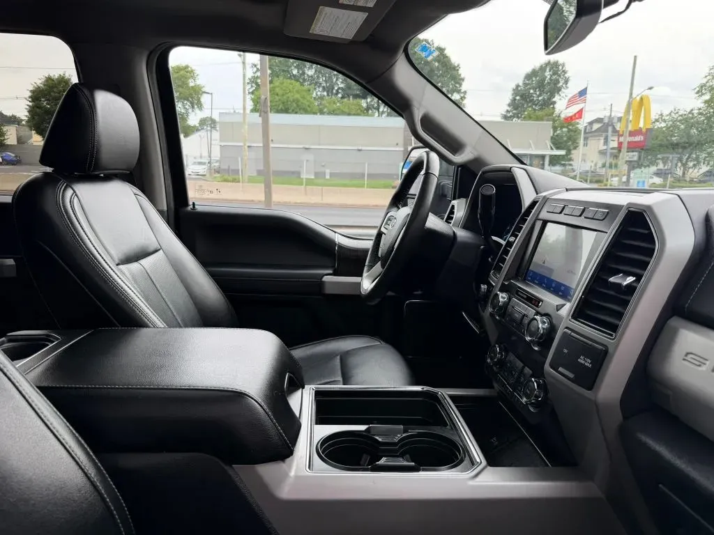 Ford F-350 photo 44