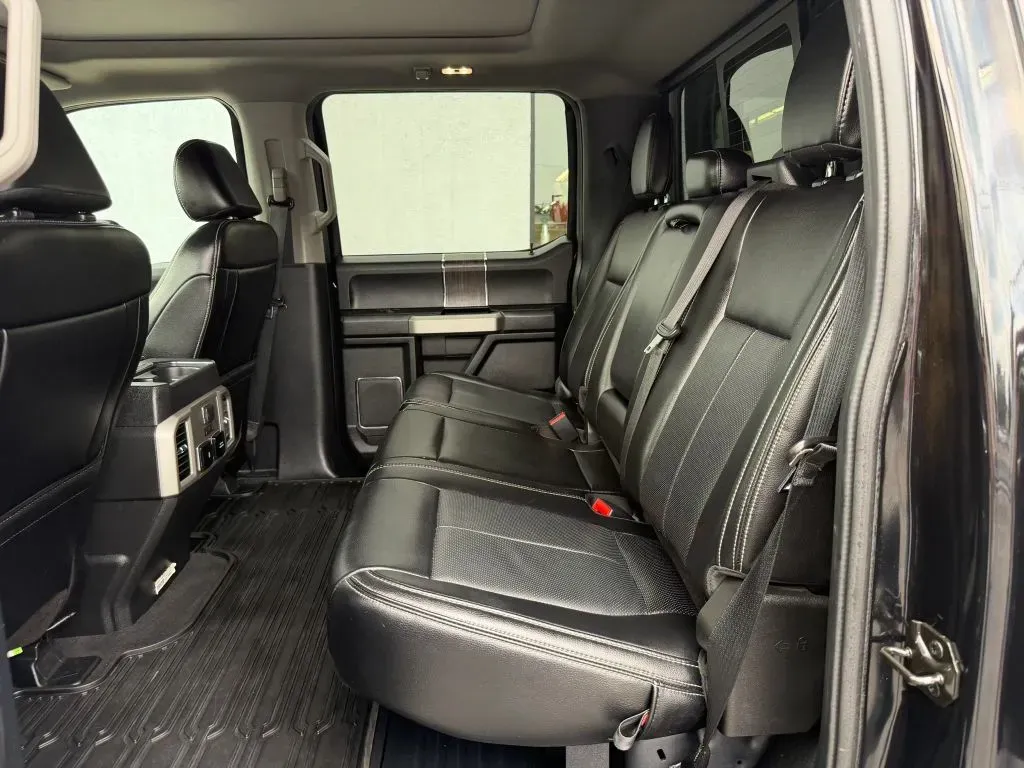 Ford F-350 photo 30