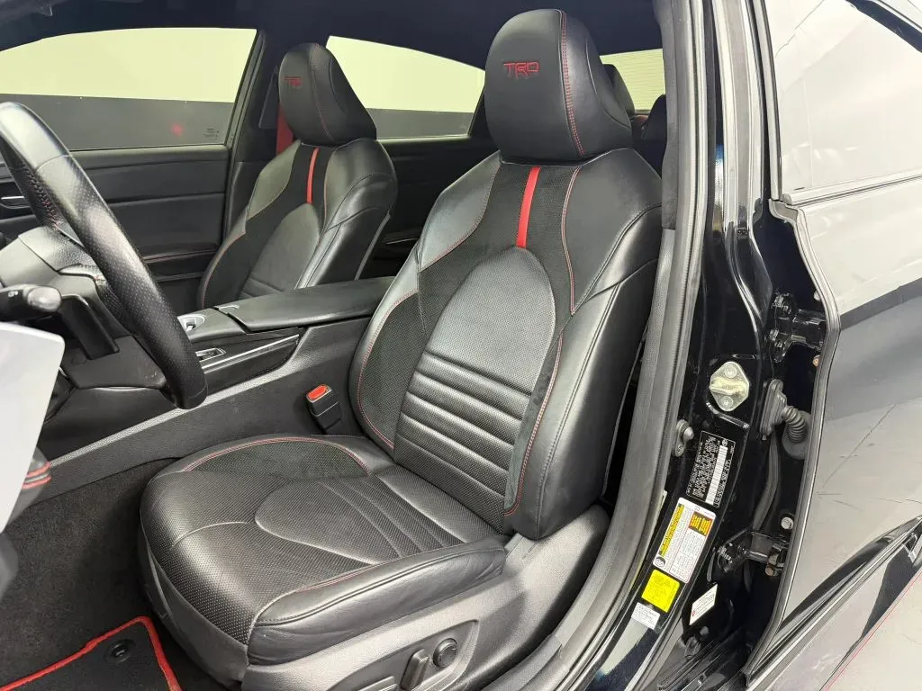 Toyota Avalon photo 16