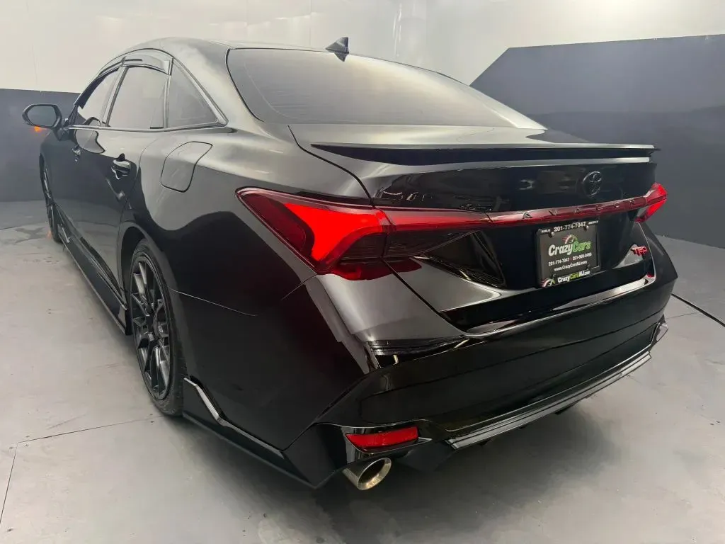 Toyota Avalon photo 4