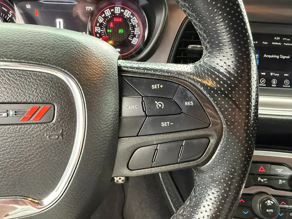 Dodge Challenger photo 27