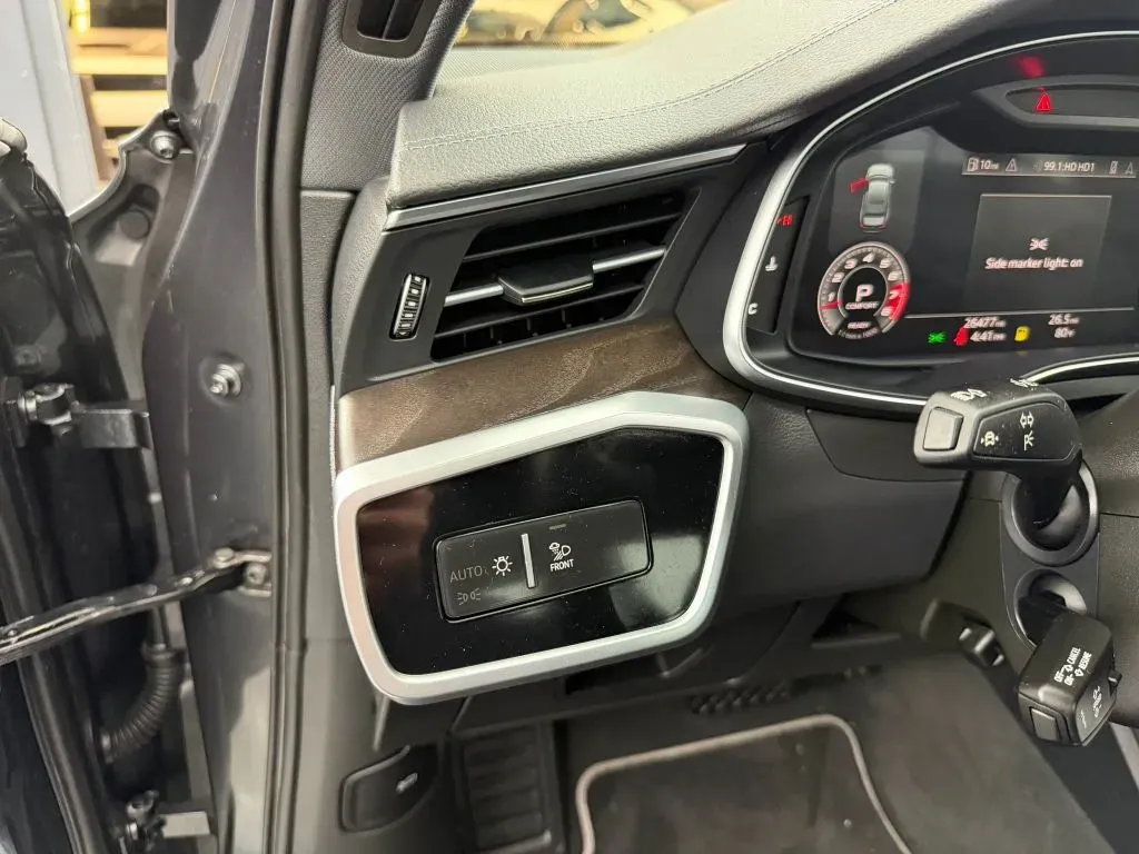 Audi A6 photo 23