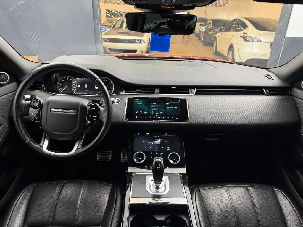 Land Rover Range Rover Evoque photo 24