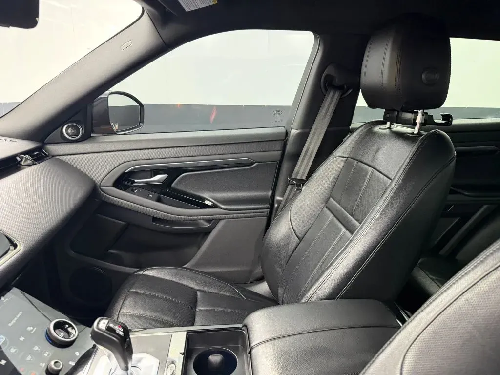 Land Rover Range Rover Evoque photo 19