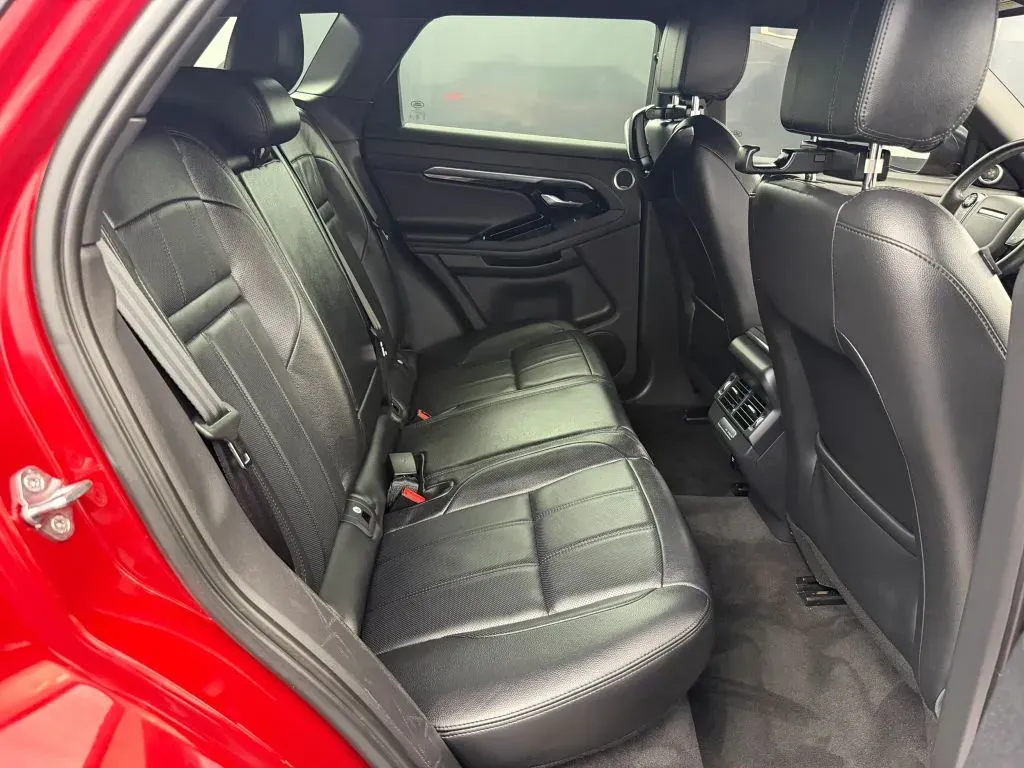 Land Rover Range Rover Evoque photo 31
