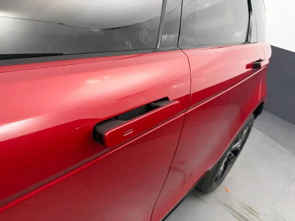 Land Rover Range Rover Evoque photo 12