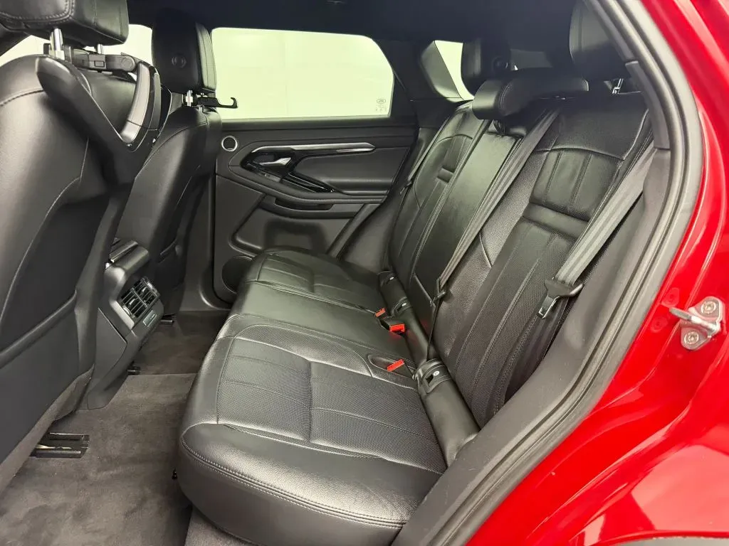 Land Rover Range Rover Evoque photo 30