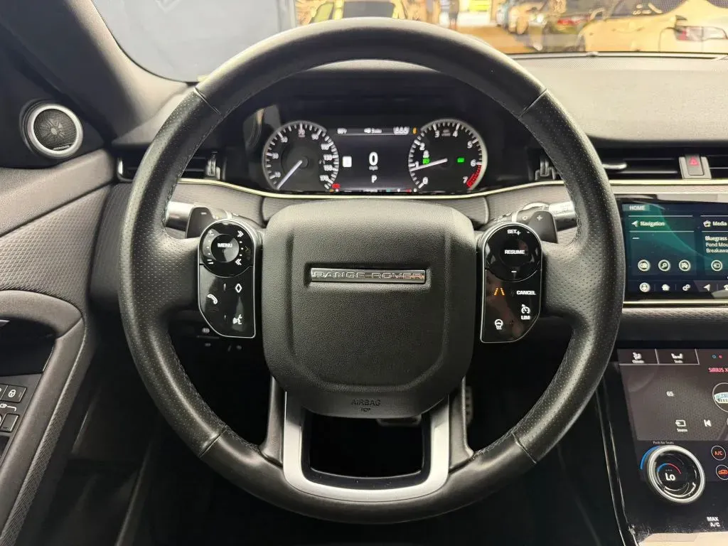 Land Rover Range Rover Evoque photo 26