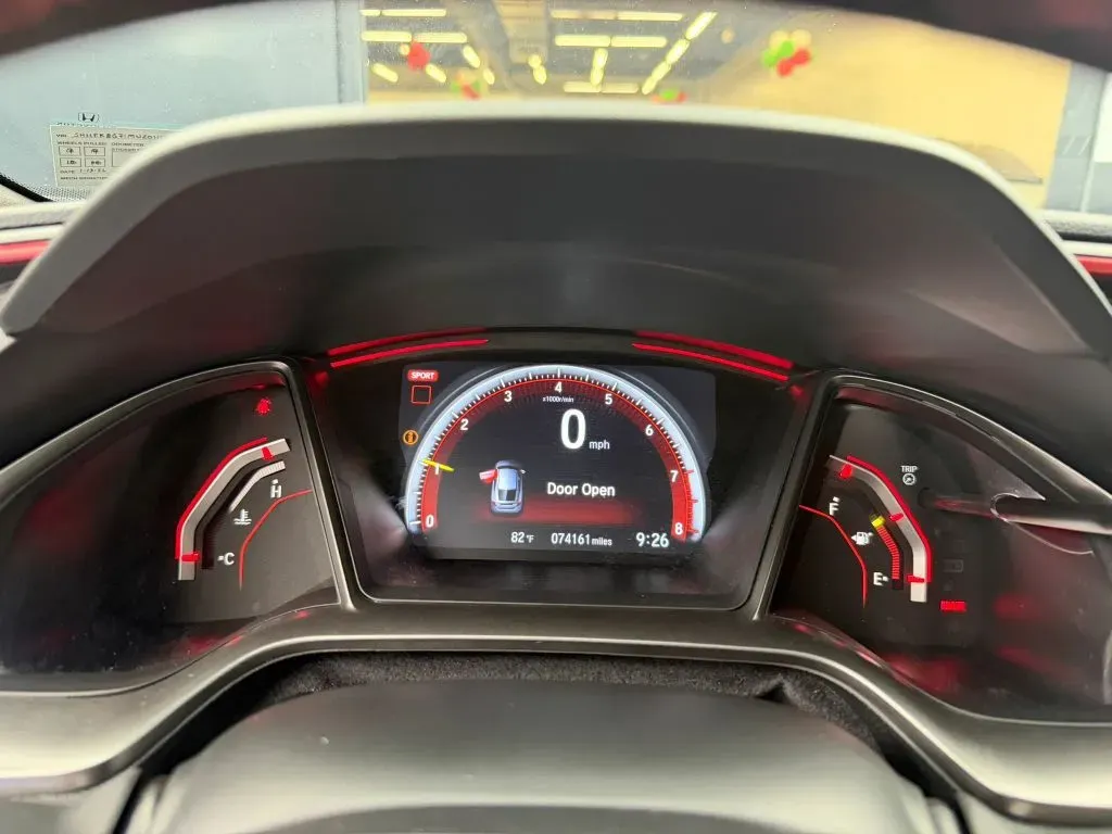 Honda Civic Type R photo 24