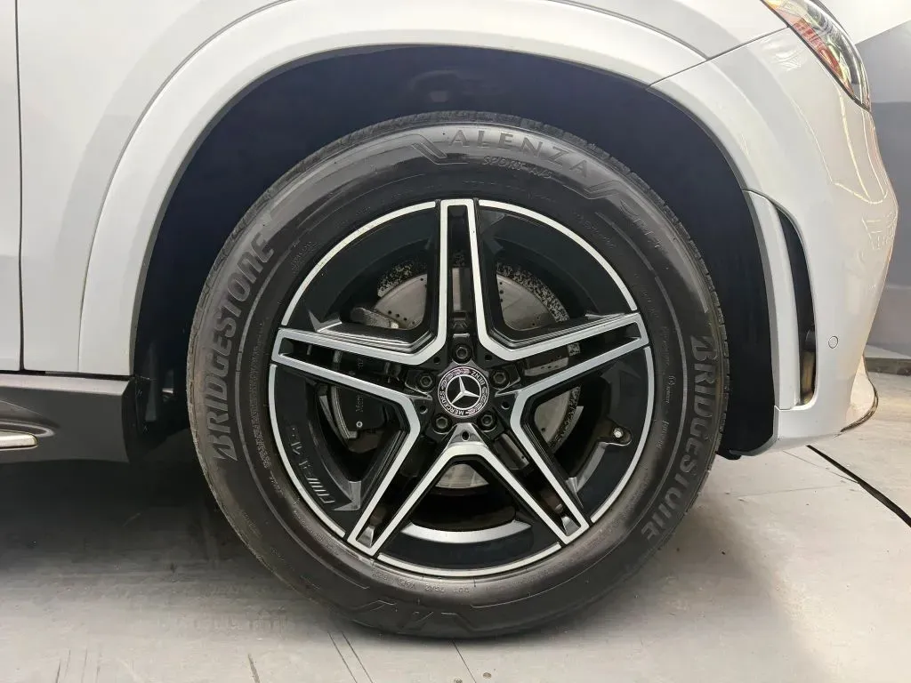 Mercedes-Benz GLE photo 17