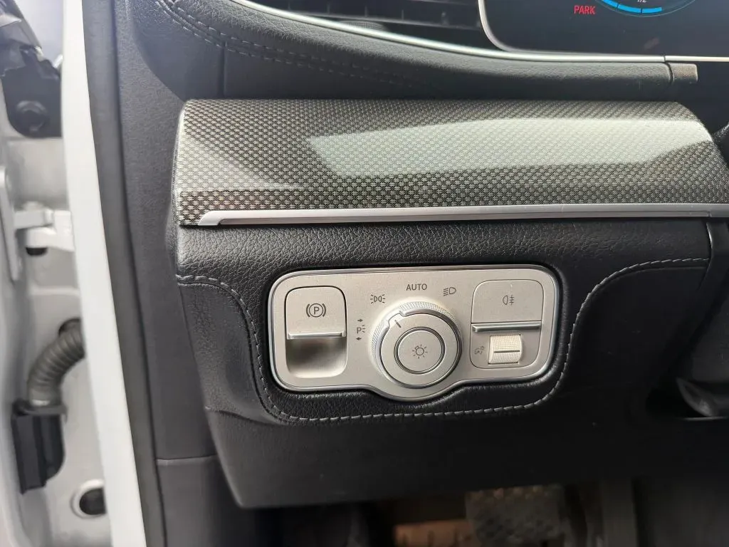 Mercedes-Benz GLE photo 19
