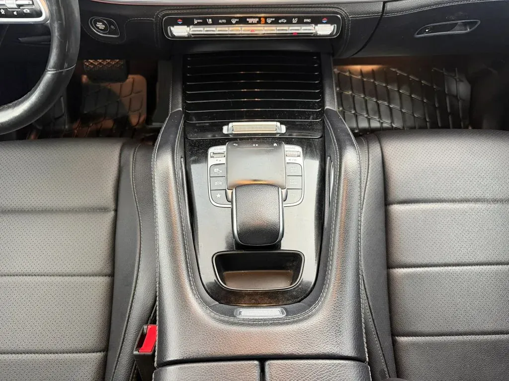 Mercedes-Benz GLE photo 31