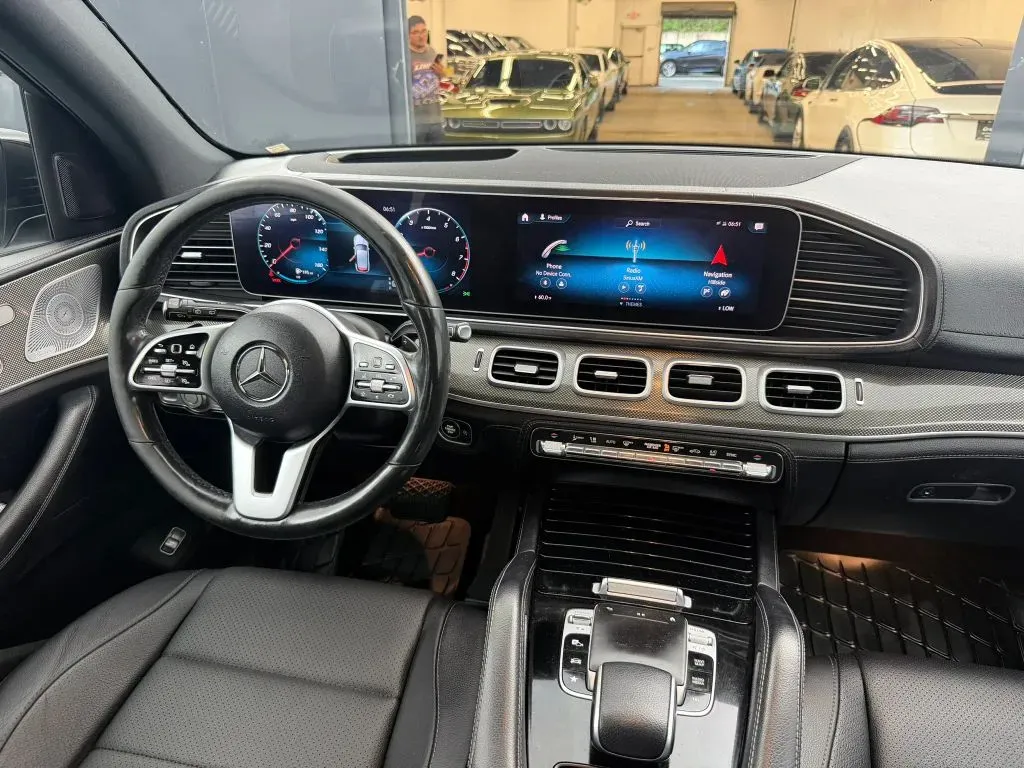 Mercedes-Benz GLE photo 32