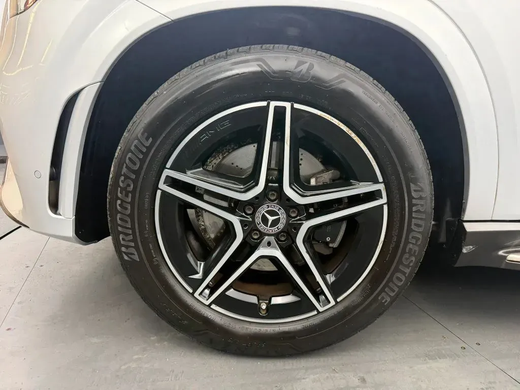 Mercedes-Benz GLE photo 12