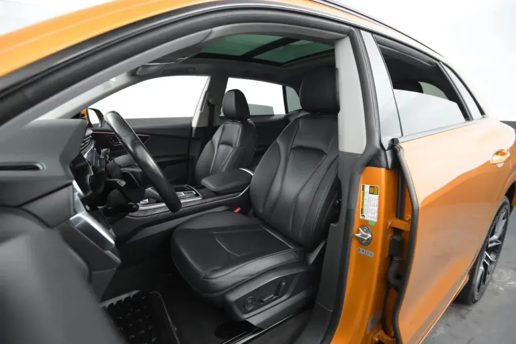 Audi Q8 photo 41