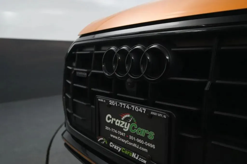 Audi Q8 photo 9