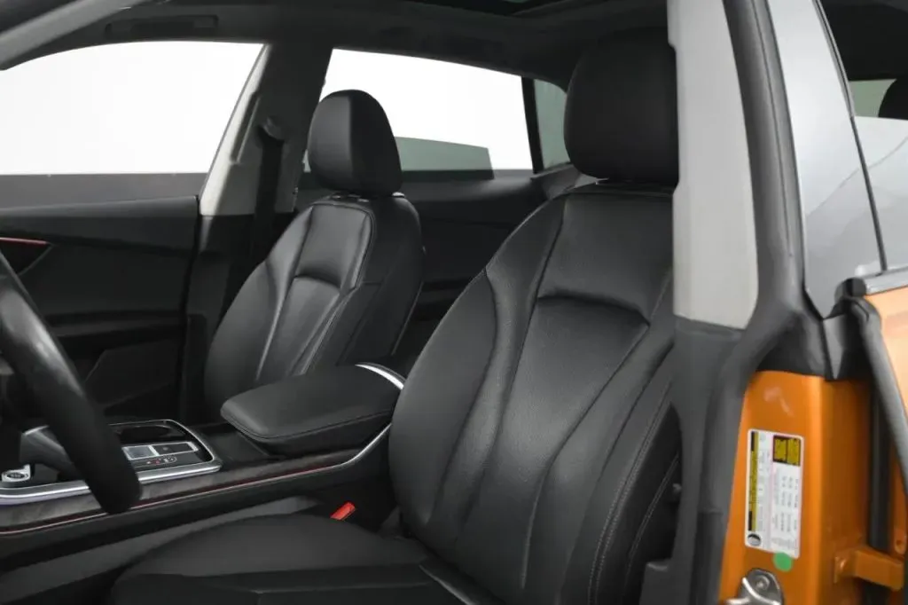 Audi Q8 photo 42