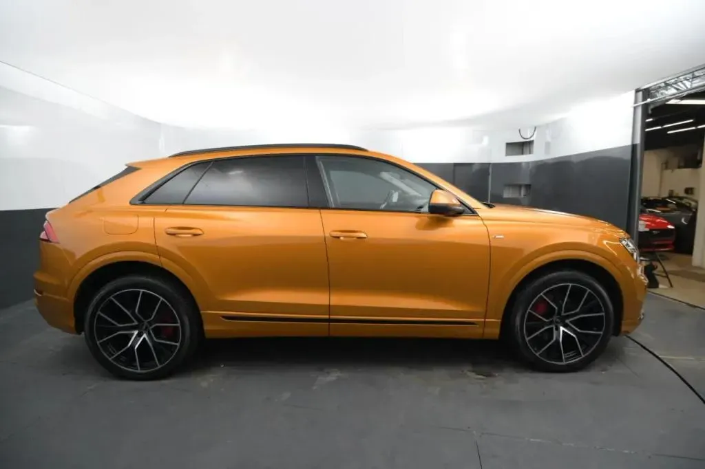 Audi Q8 photo 6