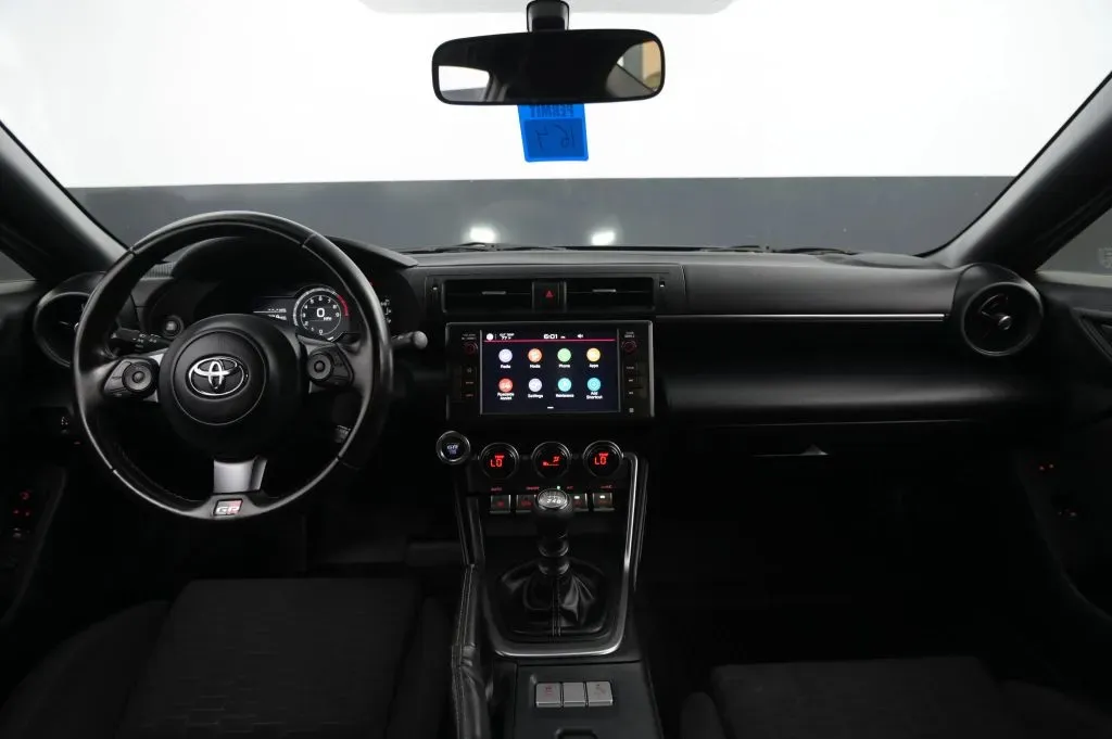 Toyota GR86 photo 27