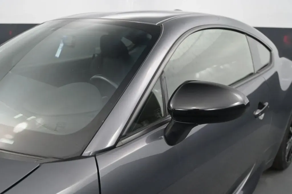Toyota GR86 photo 10