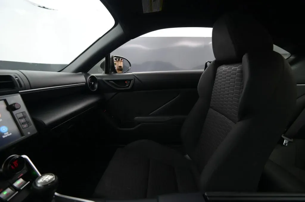Toyota GR86 photo 24