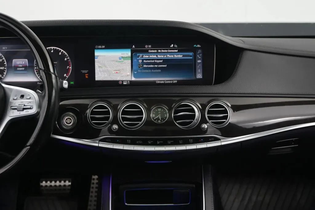 Mercedes-Benz S-Class photo 32