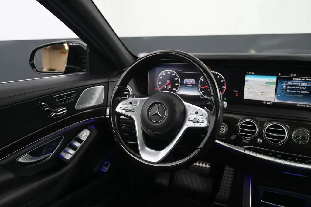 Mercedes-Benz S-Class photo 34