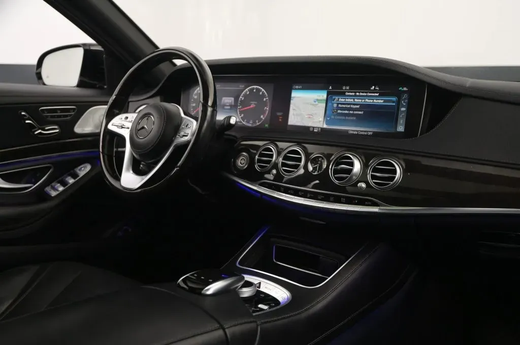 Mercedes-Benz S-Class photo 48
