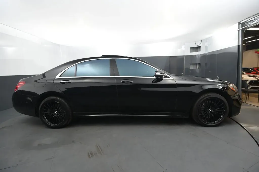 Mercedes-Benz S-Class photo 6