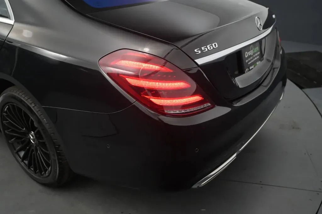 Mercedes-Benz S-Class photo 15