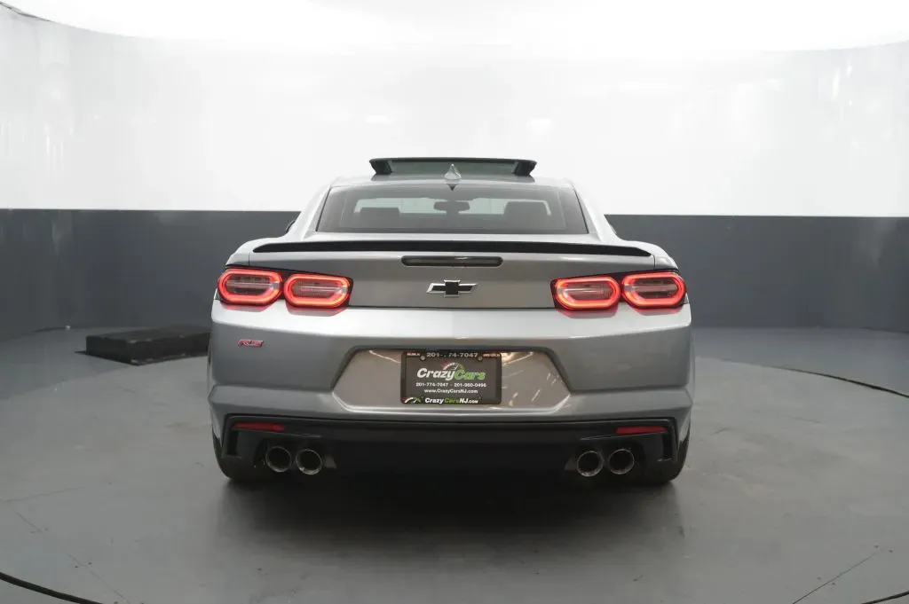 Chevrolet Camaro photo 4