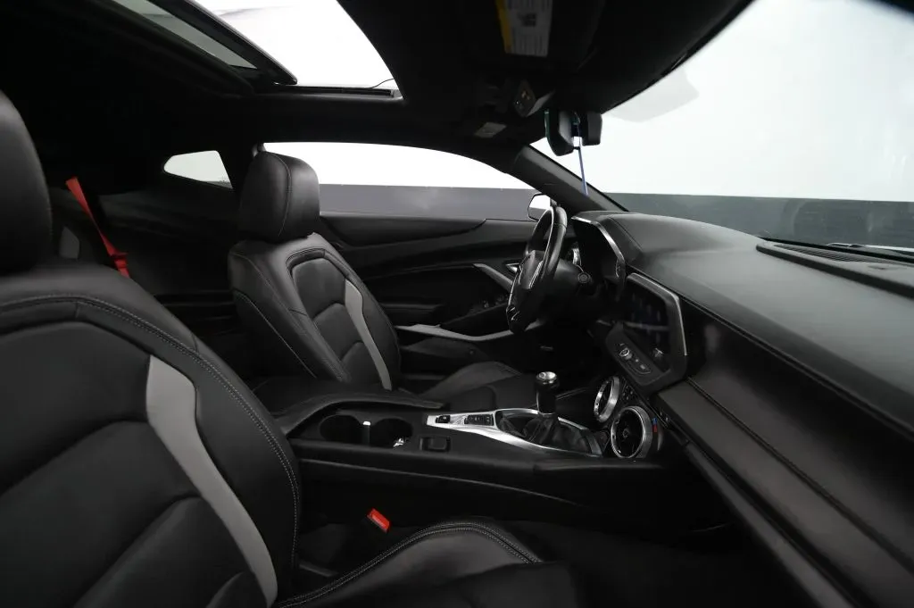 Chevrolet Camaro photo 49