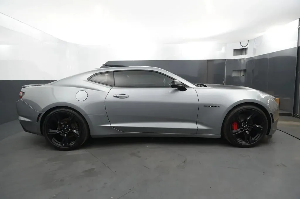 Chevrolet Camaro photo 6