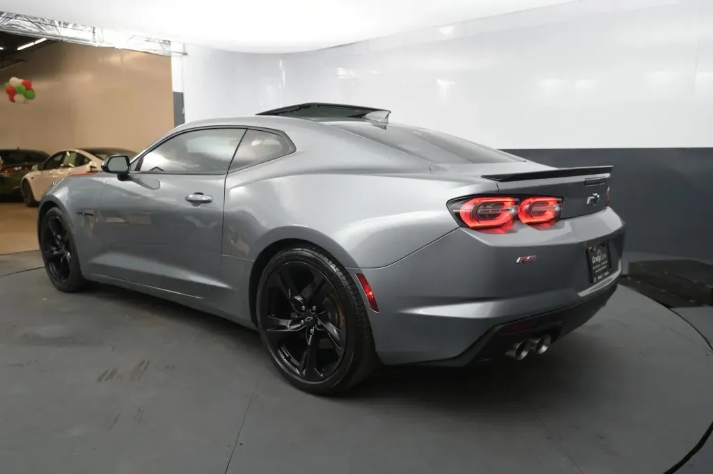 Chevrolet Camaro photo 3