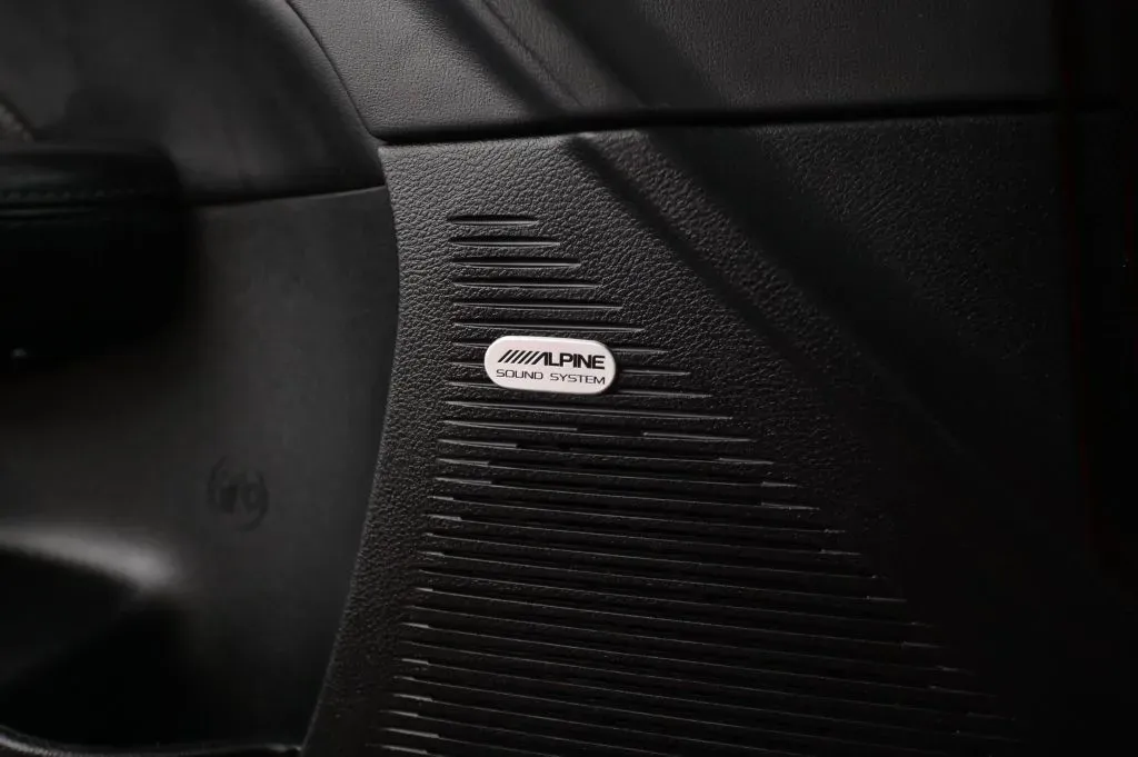 Dodge Challenger photo 31