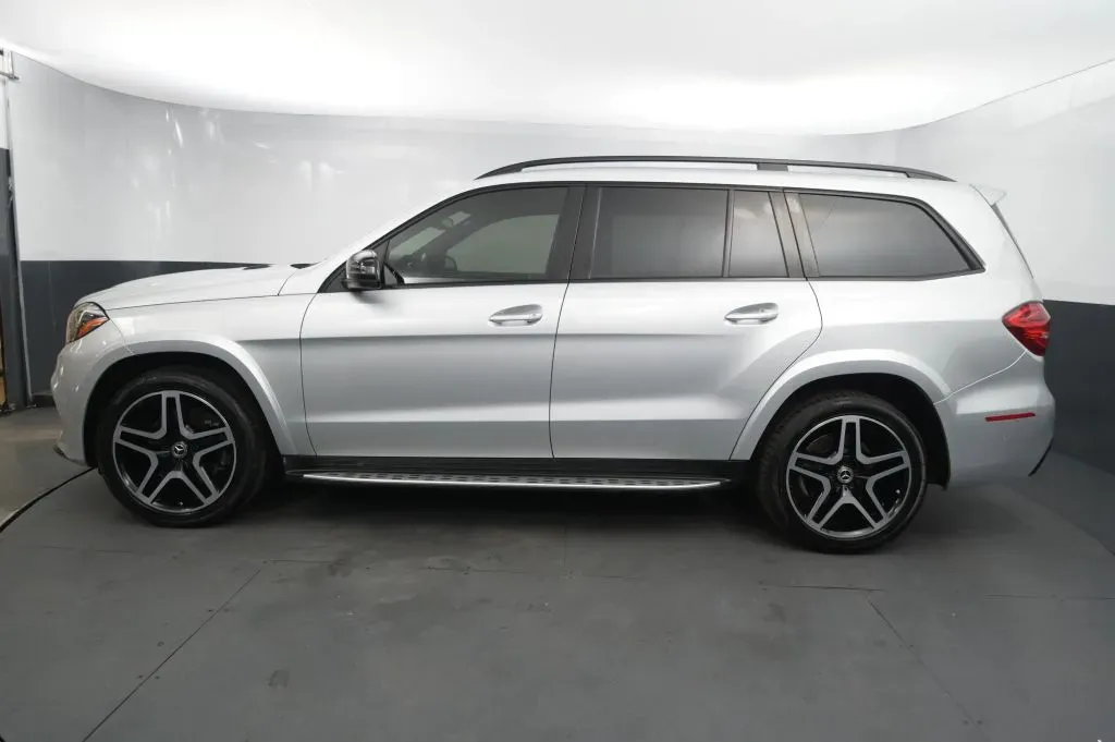 Mercedes-Benz GLS photo 2