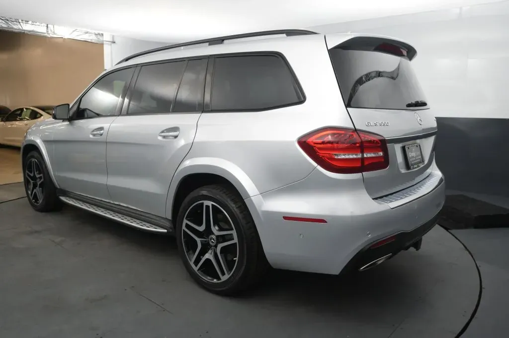 Mercedes-Benz GLS photo 3