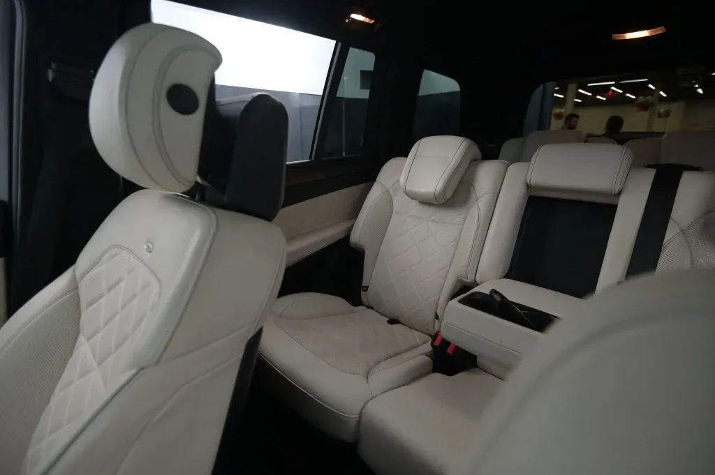 Mercedes-Benz GLS photo 46