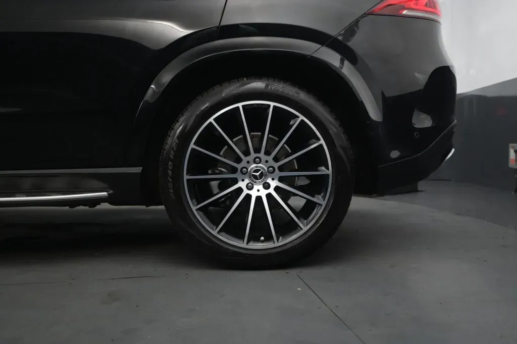 Mercedes-Benz GLE photo 16