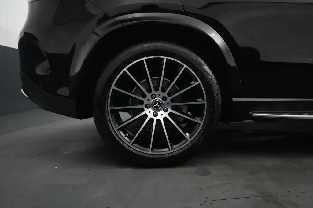 Mercedes-Benz GLE photo 19
