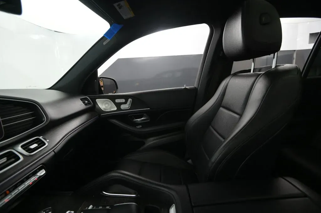 Mercedes-Benz GLE photo 30