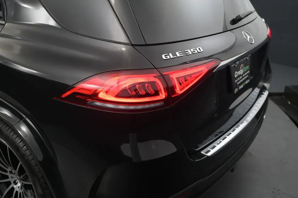 Mercedes-Benz GLE photo 17