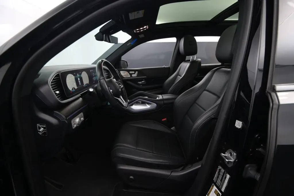 Mercedes-Benz GLE photo 40