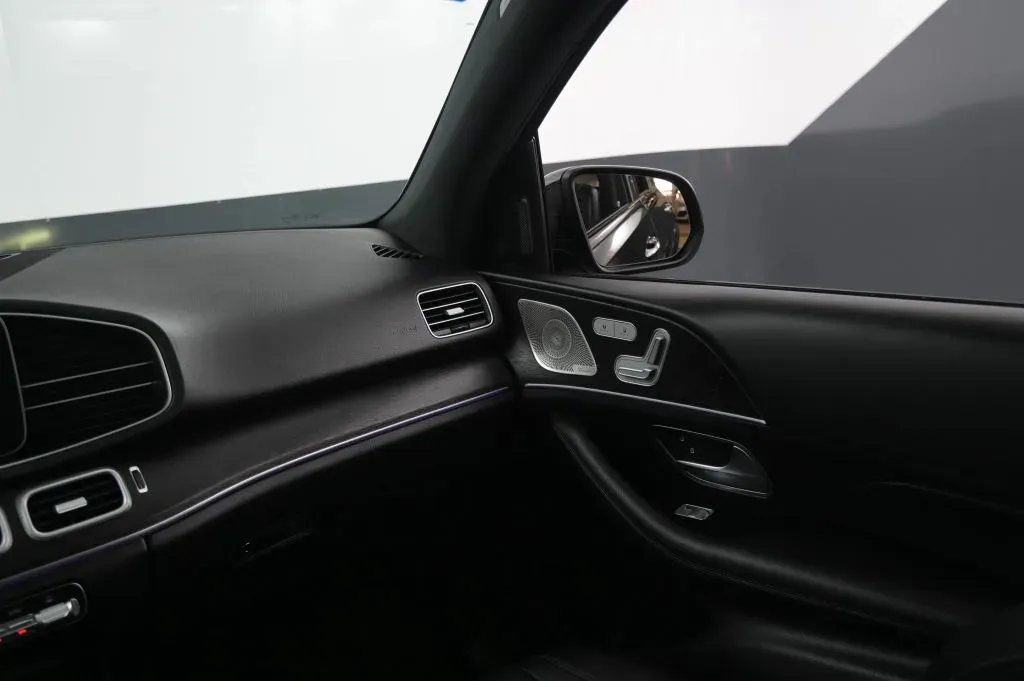Mercedes-Benz GLE photo 37