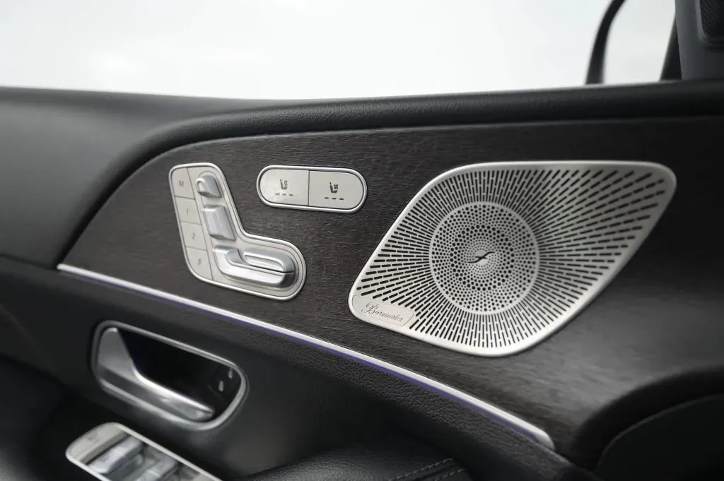 Mercedes-Benz GLE photo 32