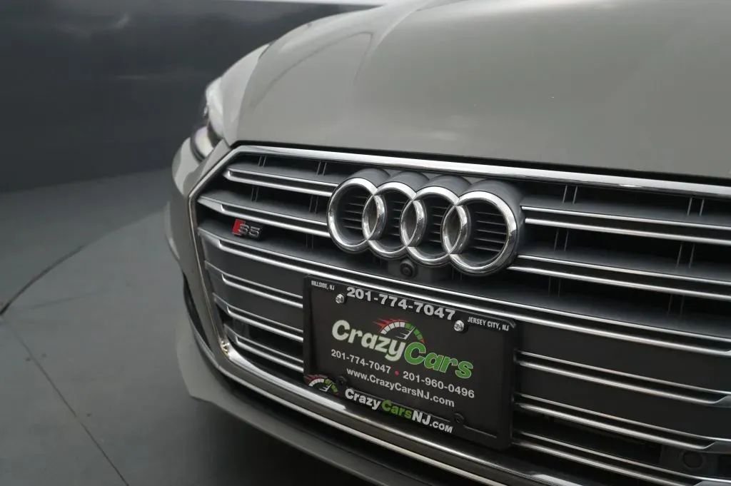 Audi S5 photo 8