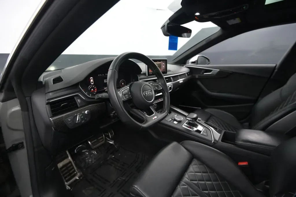 Audi S5 photo 39