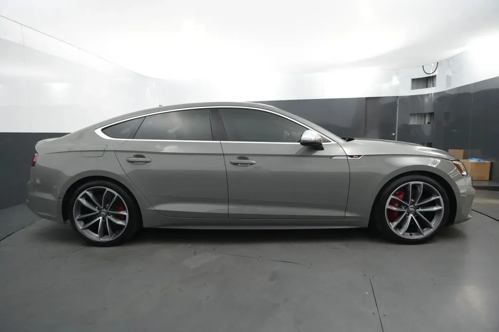 Audi S5 photo 6