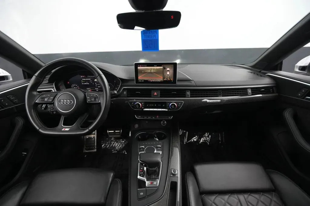 Audi S5 photo 32